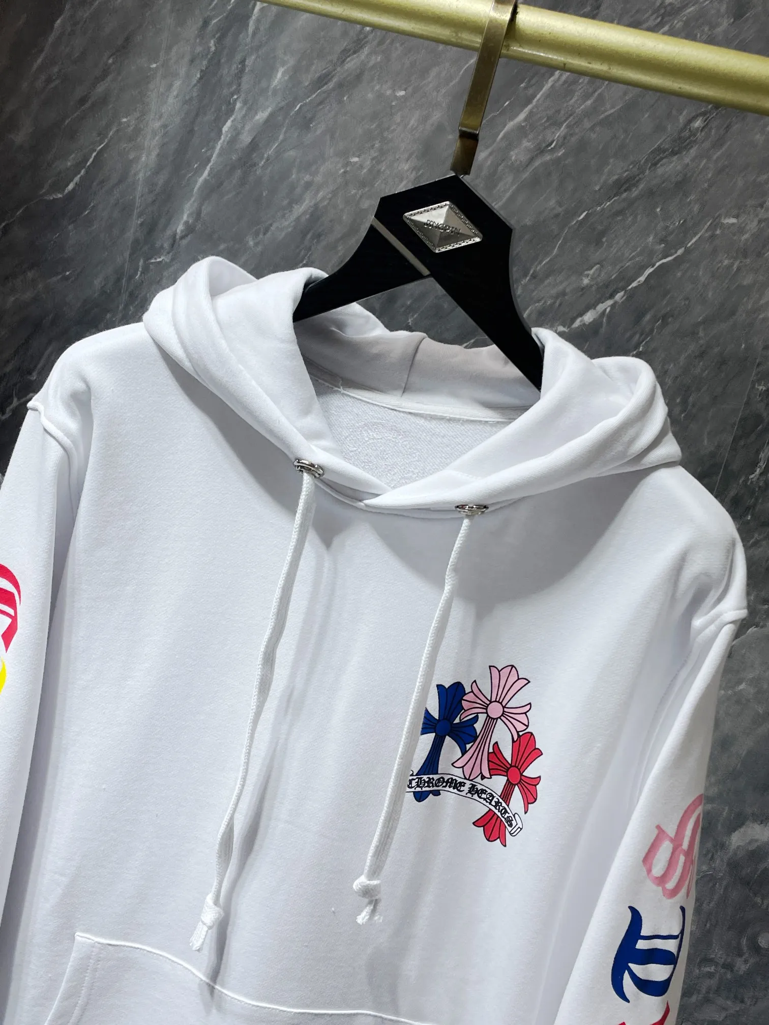 P246 Chrome Hearts Autumn and Winter 2025 simultaneous sale at counters❤️ Chrome Classic Color Phantom Cross Letter Flower Arm Hooded Sweatshirt Imported environmentally friendly glue printing and dyeing Improved customized version of 1:1 high-gram weight high-quality fabric Recommended Color: Black White Code Number: S, M, L, XL.